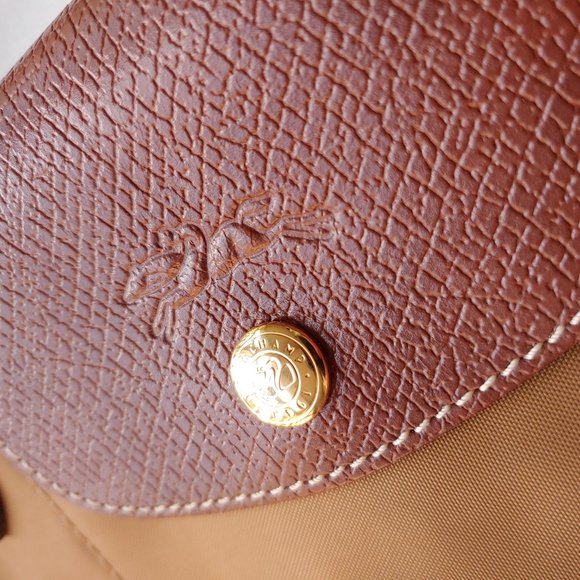 Longchamp Le Pliage Club Medium Tote Bag - Picture 6 of 14